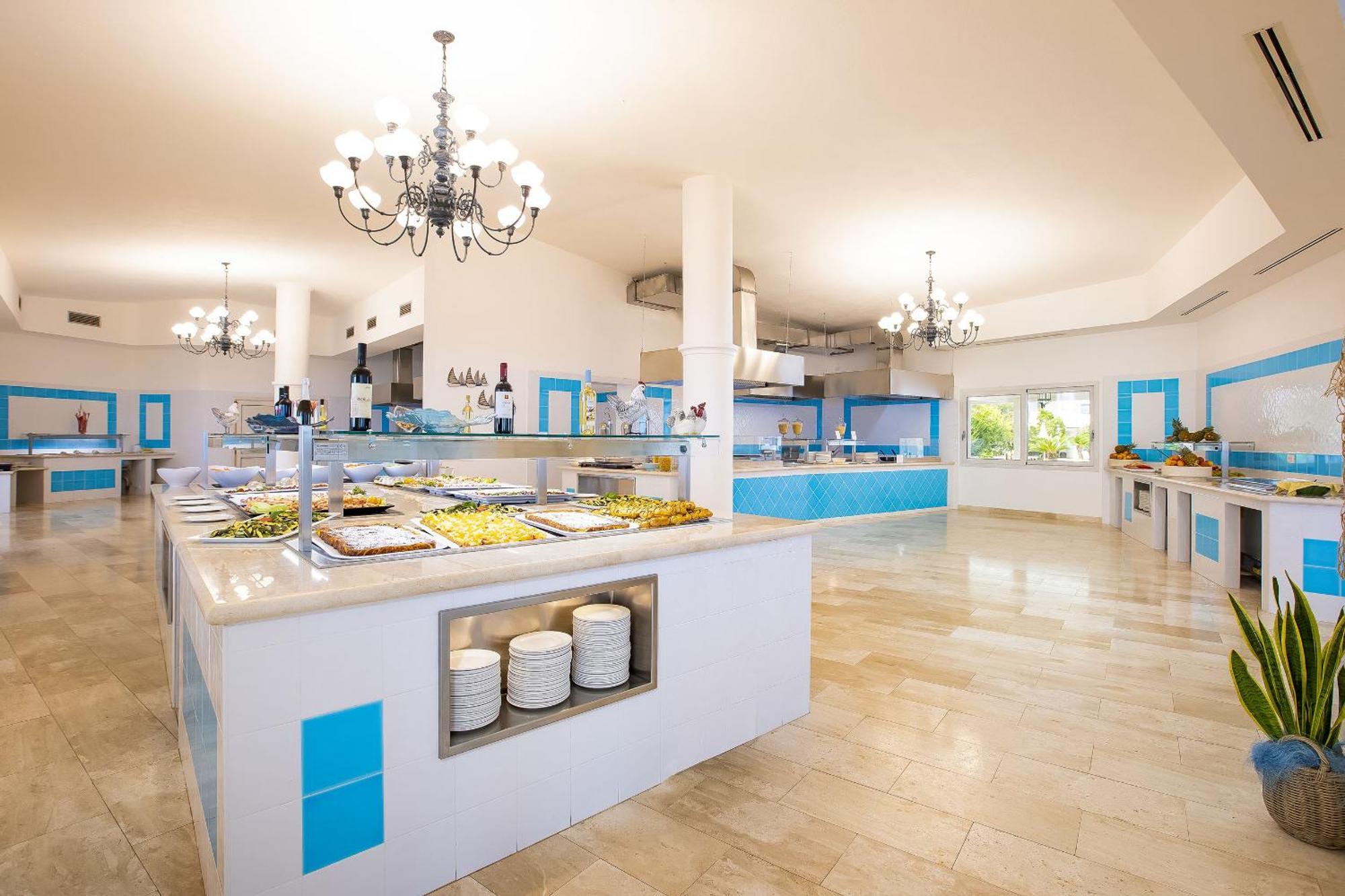 Alba Dorata Resort Cala Liberotto Exterior foto