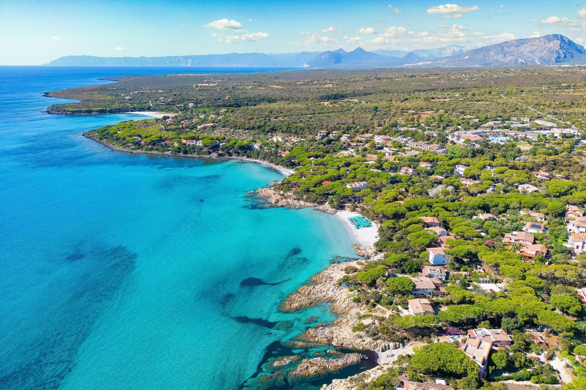 Alba Dorata Resort Cala Liberotto Exterior foto